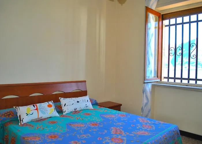 Lejlighed Frontlake With Balcony Sala Comacina